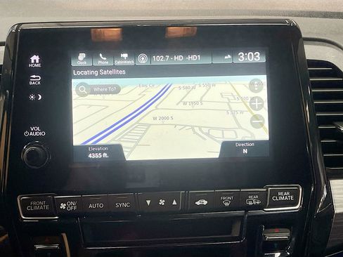 Used 2023 Honda Odyssey Elite image 13