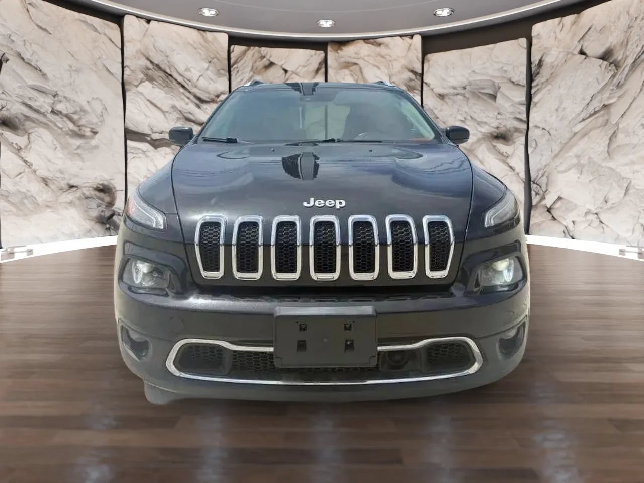 Used 2014 Jeep Cherokee Limited w/ Technology Group AWD/4WD image 2