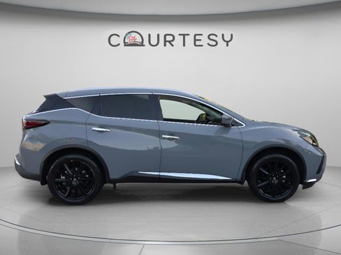 Certified 2023 Nissan Murano Platinum w/ Cargo Package FWD image 8