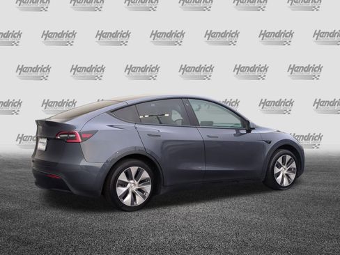 Used 2021 Tesla Model Y 2WD image 10
