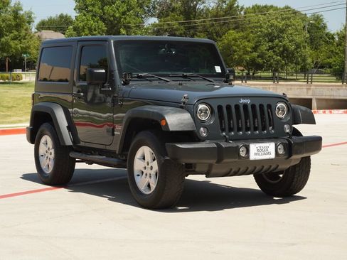 Used 2017 Jeep Wrangler Sport w/ Quick Order Package 24S AWD/4WD image 7