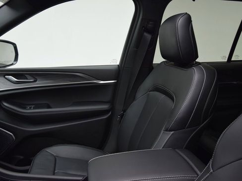 New 2025 Jeep Grand Cherokee Limited 4xe image 20