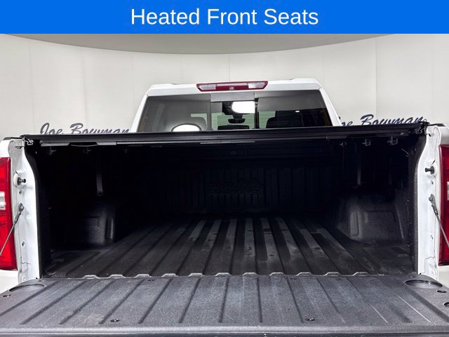 Used 2019 Chevrolet Silverado 1500 High Country w/ Technology Package AWD/4WD image 10