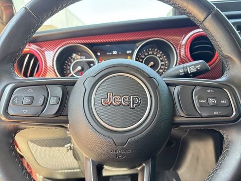 Used 2022 Jeep Gladiator Sport AWD/4WD image 19