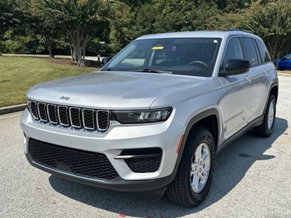 Used 2023 Jeep Grand Cherokee Laredo