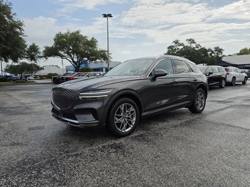 Used 2025 Genesis GV70 2.5T AWD/4WD image 10