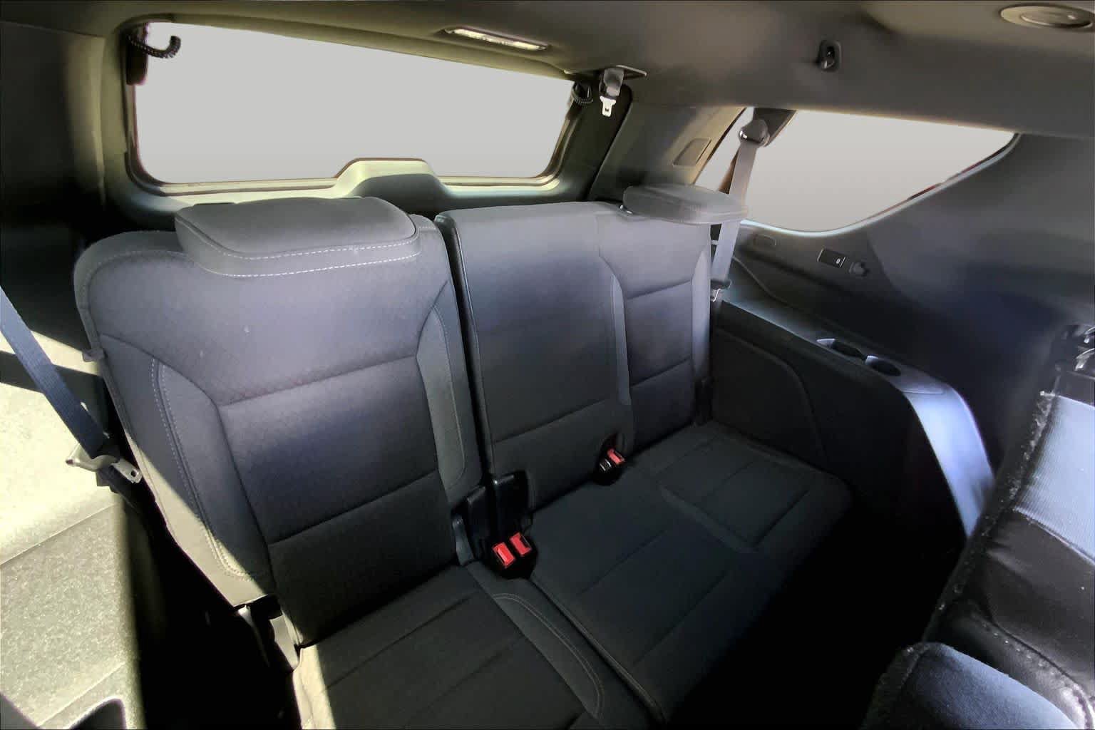 Used 2023 Chevrolet Tahoe LS RWD image 32