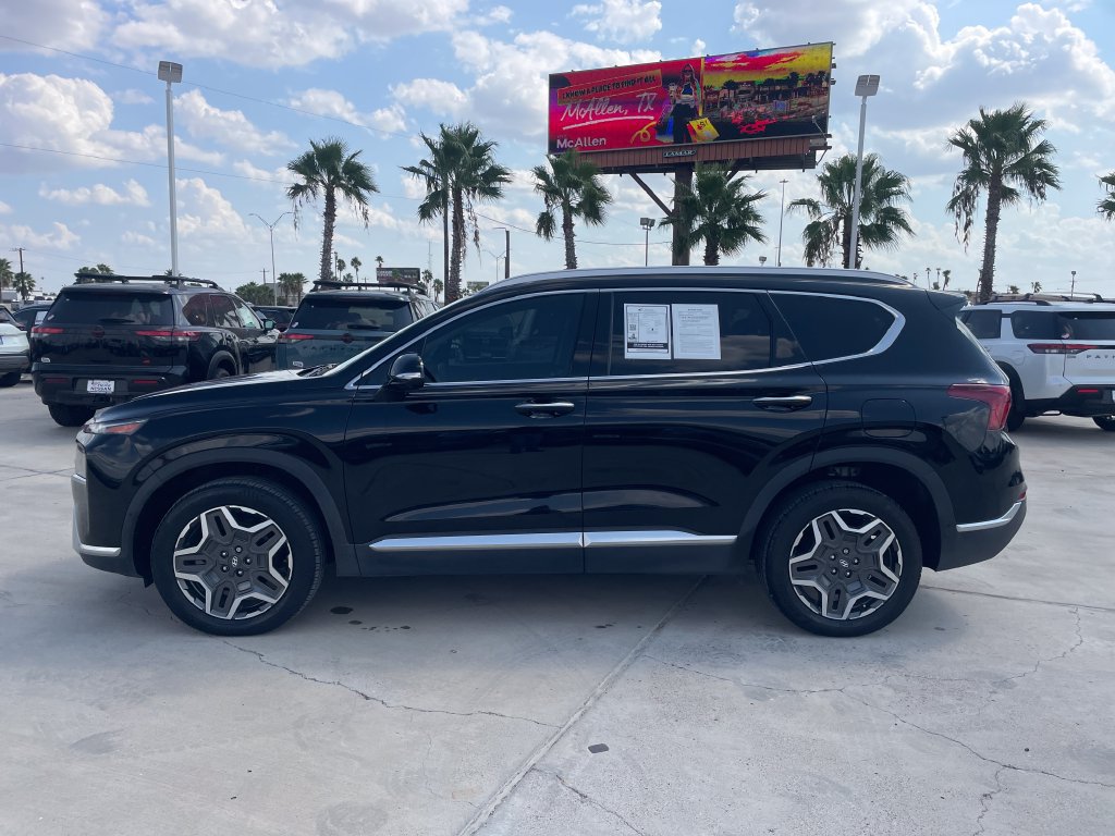 Used 2021 Hyundai Santa Fe Limited AWD/4WD image 2
