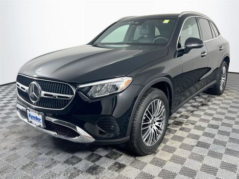 Certified 2026 Mercedes-Benz GLC 300 4MATIC image 2