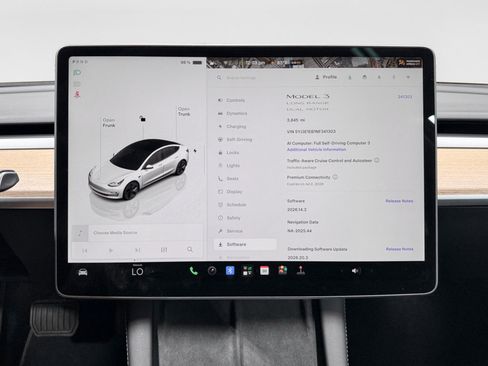 Used 2022 Tesla Model 3 Long Range AWD/4WD image 11