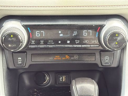 Used 2023 Toyota RAV4 XLE image 26