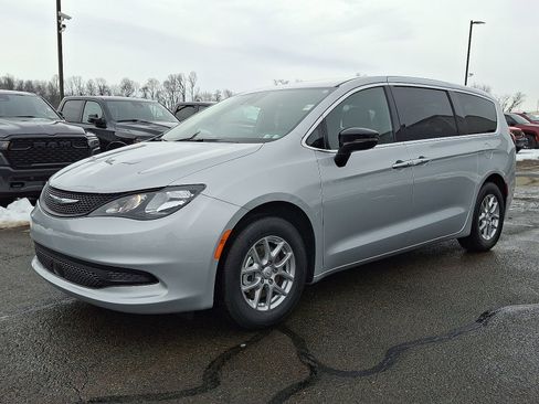 New 2026 Chrysler Voyager LX image 2