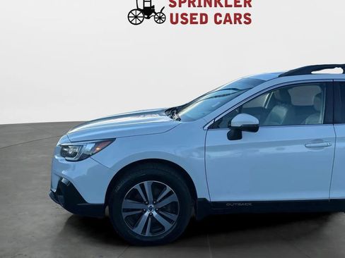 Used 2018 Subaru Outback 2.5i Limited image 11