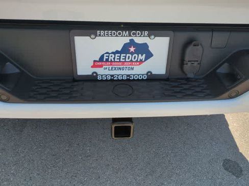 New 2026 RAM 1500 4x4 Crew Cab image 36