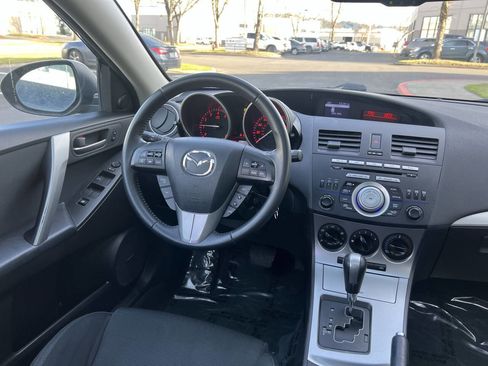 Used 2010 MAZDA MAZDA3 s Sport image 13