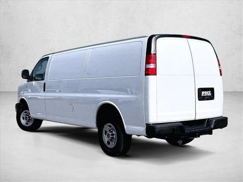 Used 2020 GMC Savana 2500 Extended w/ Driver Convenience Package RWD image 13
