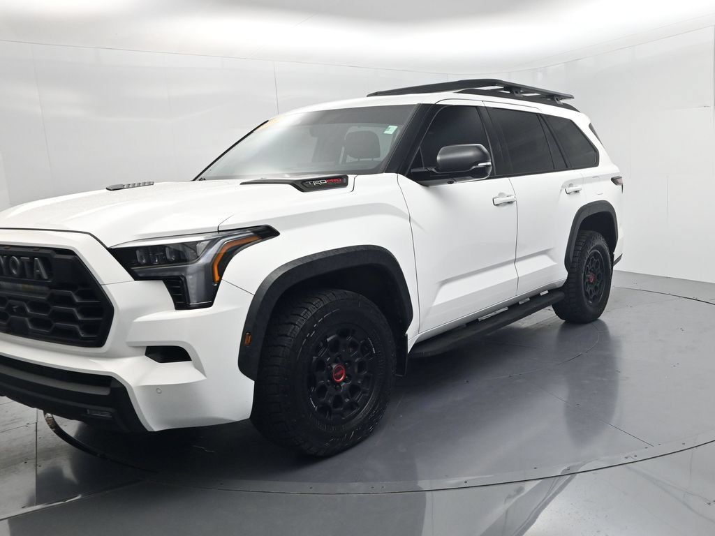Used 2023 Toyota Sequoia TRD Pro AWD/4WD image 3