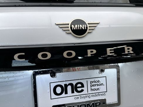 New 2026 MINI Cooper 4-Door Hardtop image 24