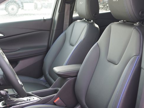 New 2026 Buick Encore GX Sport Touring w/ Advanced Technology Package image 30