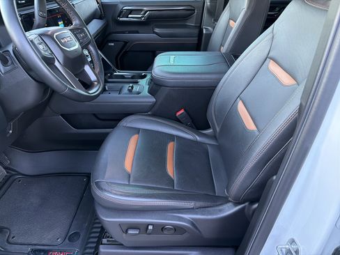 Used 2024 GMC Sierra 2500 AT4 w/ AT4 Premium Plus Package image 10