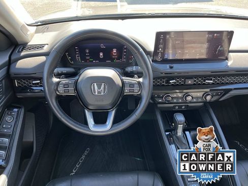 Used 2024 Honda Accord Touring image 12
