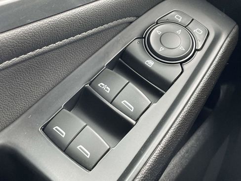 Certified 2023 Chevrolet Traverse LT w/ Midnight/Sport Edition AWD/4WD image 31
