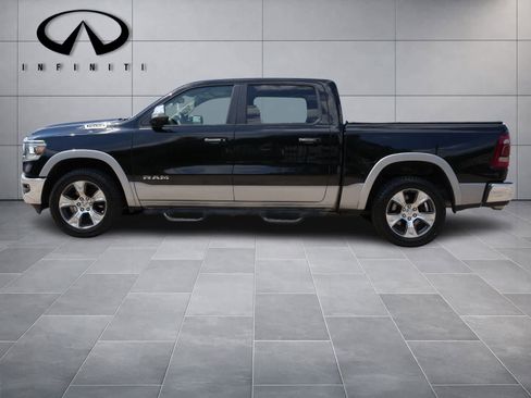 Used 2019 RAM 1500 Laramie AWD/4WD image 4