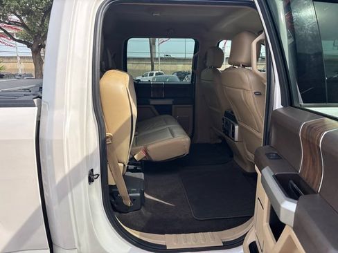 Used 2018 Ford F150 Lariat RWD image 57