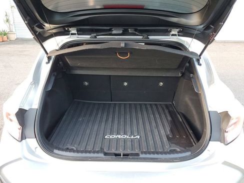 Used 2022 Toyota Corolla SE image 9