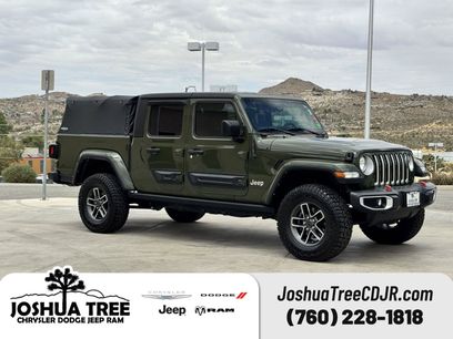 Used 2022 Jeep Gladiator Overland w/ Popular Equipment Package