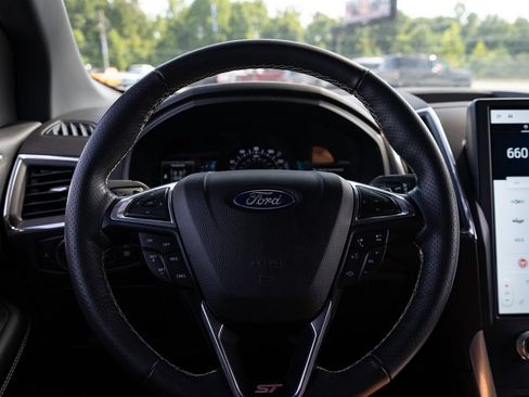Used 2023 Ford Edge ST AWD/4WD image 28