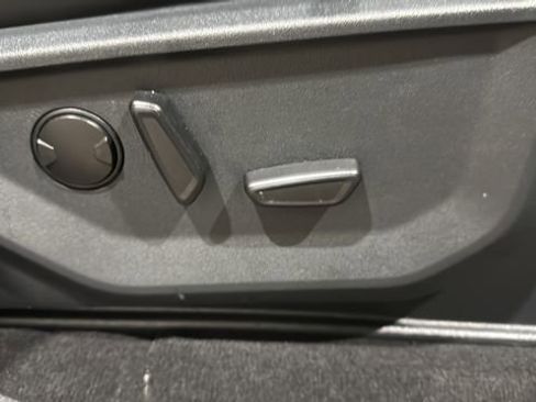 Used 2025 Ford Expedition Max Active image 33