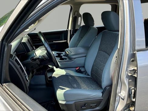 Used 2019 RAM 1500 Express w/ Wheel & Sound Group AWD/4WD image 23