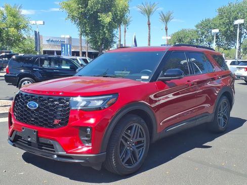 Certified 2025 Ford Explorer ST w/ Sun And Sound Package AWD/4WD image 8