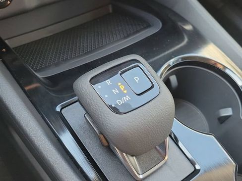 New 2026 Nissan Rogue SV FWD image 32