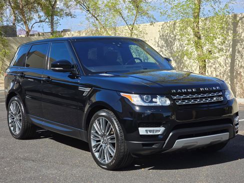 Used 2017 Land Rover Range Rover Sport HSE image 2