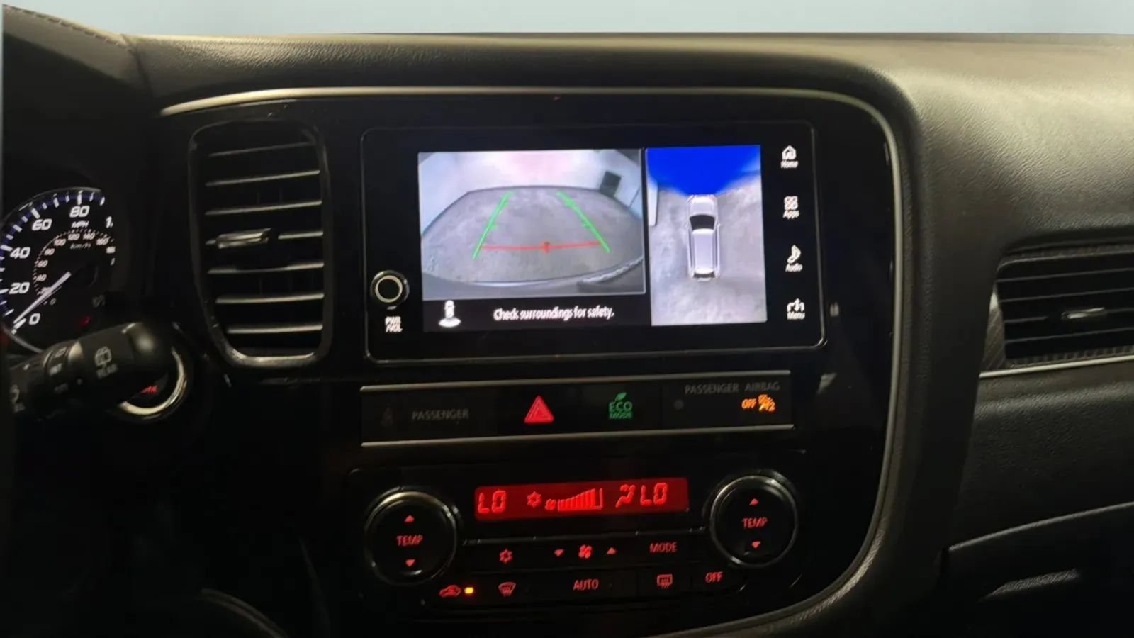 Used 2019 Mitsubishi Outlander SEL AWD/4WD image 14