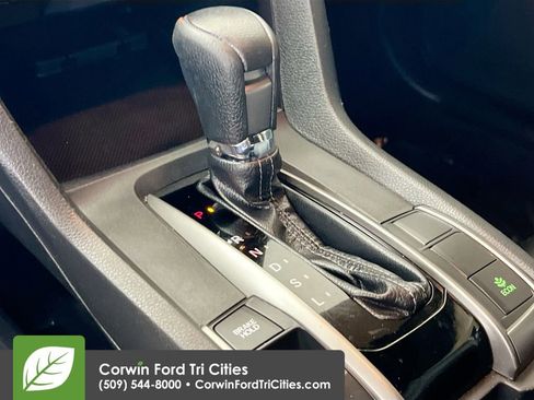 Used 2018 Honda Civic EX image 10