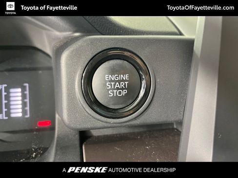 Used 2025 Toyota Tacoma SR5 w/ SR5 Upgrade Package AWD/4WD image 27