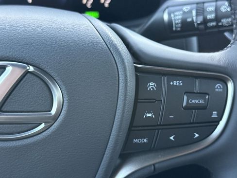 New 2026 Lexus UX 300h FWD image 27