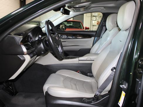 Used 2017 Cadillac CT6 Luxury AWD/4WD image 10