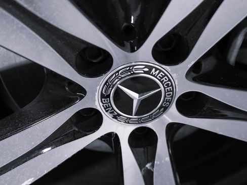 Certified 2025 Mercedes-Benz C 300 4MATIC Sedan image 8