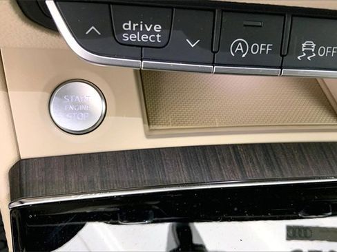 Certified 2023 Audi Q5 2.0T Premium Plus image 32