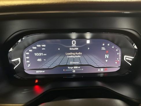 Used 2022 GMC Yukon XL Denali w/ Denali Premium Package AWD/4WD image 15
