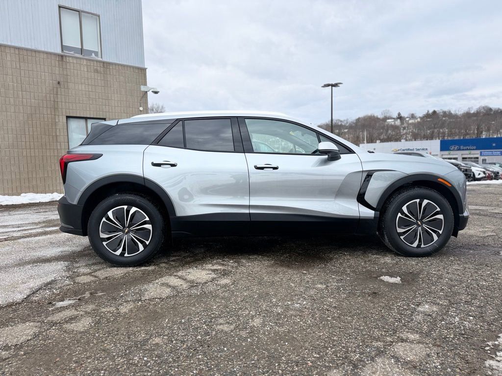 New 2026 Chevrolet Blazer EV LT AWD/4WD image 7