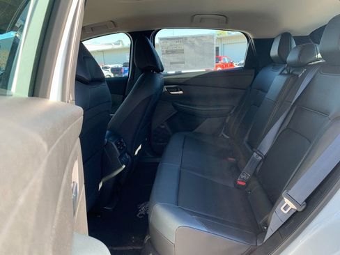 New 2026 Nissan Leaf SV+ w/ Floor Mat Package (SV+) image 22