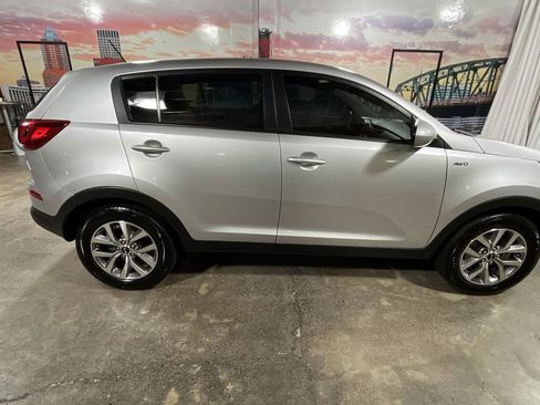 Used 2016 Kia Sportage LX image 14