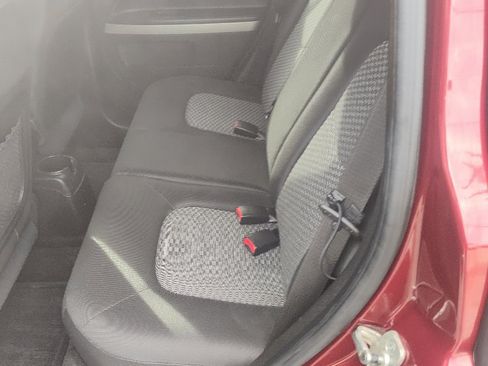 Used 2009 Chevrolet HHR LS image 35