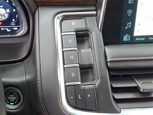 Used 2023 Chevrolet Tahoe High Country image 15