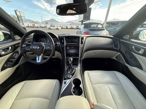 Used 2023 INFINITI Q50 Sensory image 17